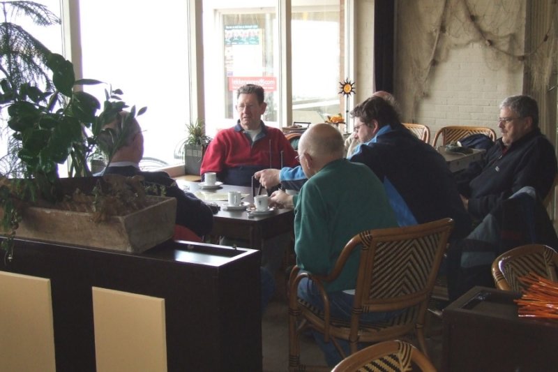 aan_de_koffietafel.jpg