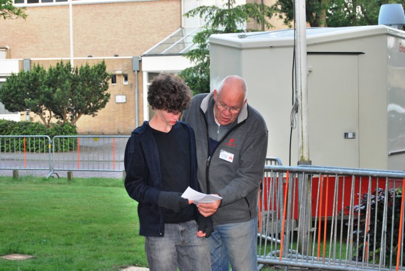 jippelenhendriknl12650overleggenoverhetparkeren.jpg